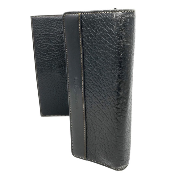 Guy Laroche Paris Large Textured Leather Travel Planner Wallet - Picture 12 of 16